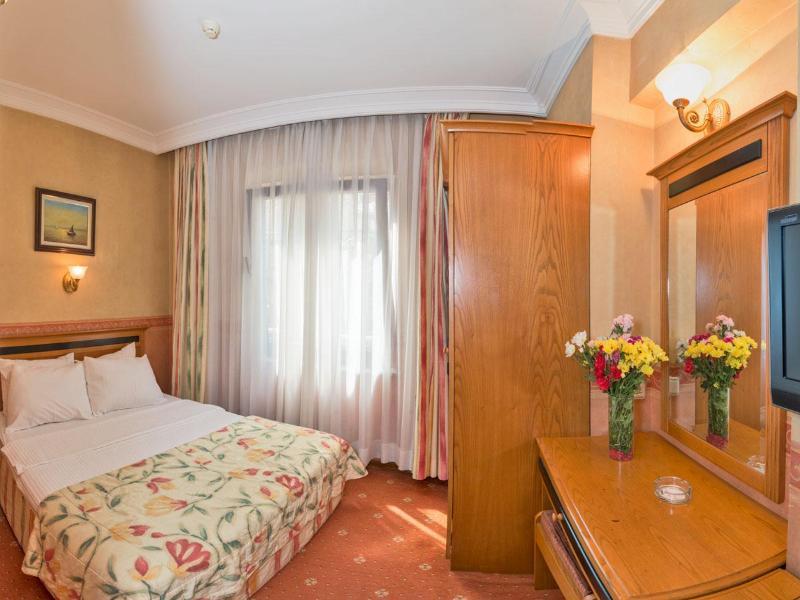 Samir Deluxe Hotel Istanbul Exterior photo